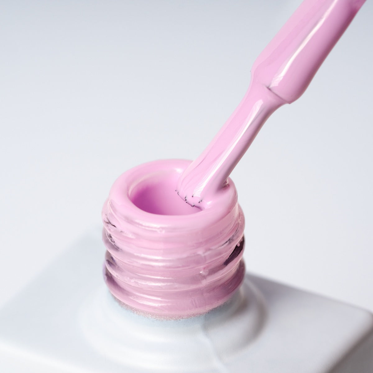 INVERAY N°124 Blushed – Vernis Semi-Permanent 10 ml