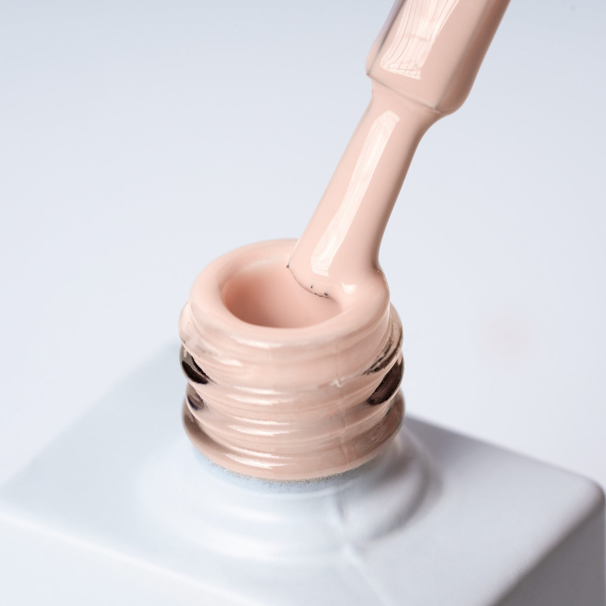 INVERAY N°122 Oat Milk – Vernis Semi-Permanent 10 ml