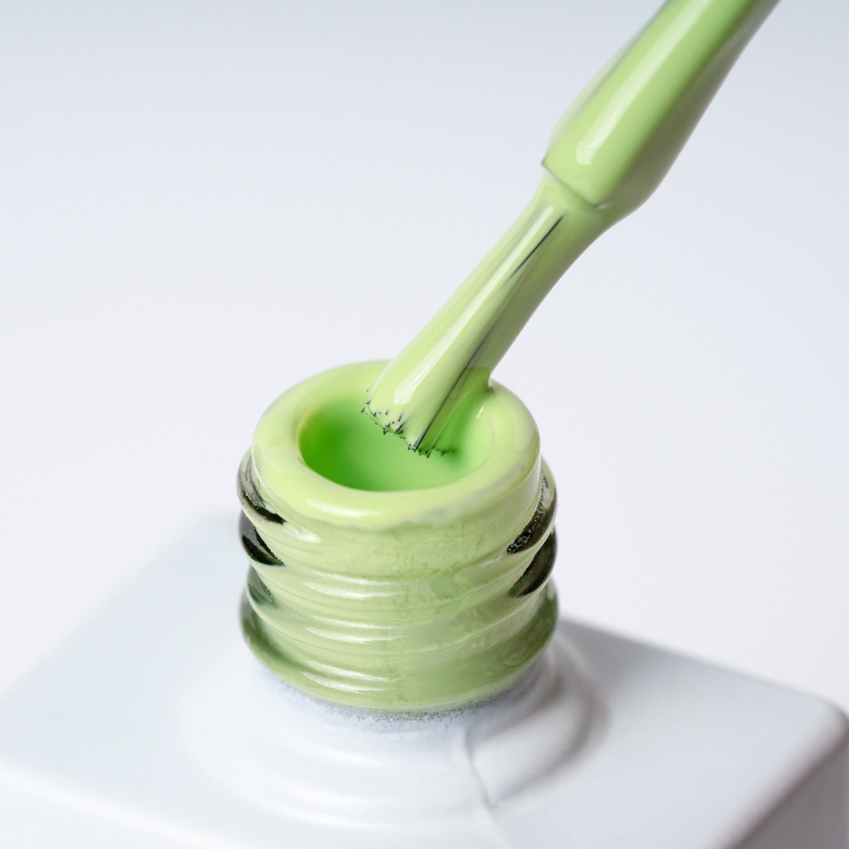 INVERAY N°125 Limelicious – Vernis Semi-Permanent 10 ml