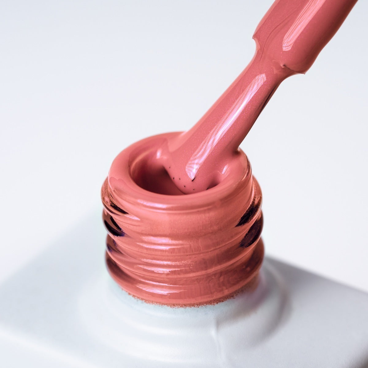INVERAY N°147 Coral Blush – Vernis Semi-Permanent 10 ml
