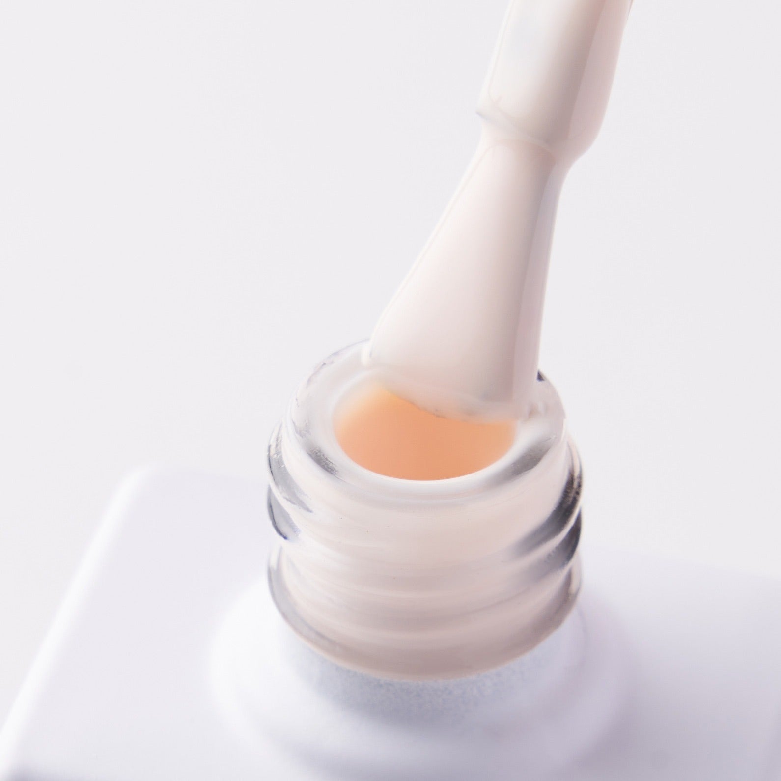 INVERAY N°226 Icy Glow – Vernis Semi-Permanent 10 ml
